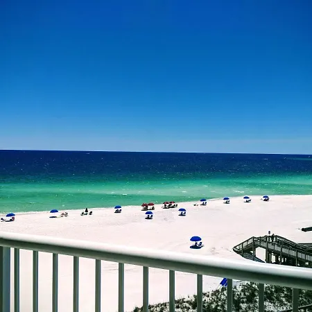 Holiday Surf And Racquet Unit 622